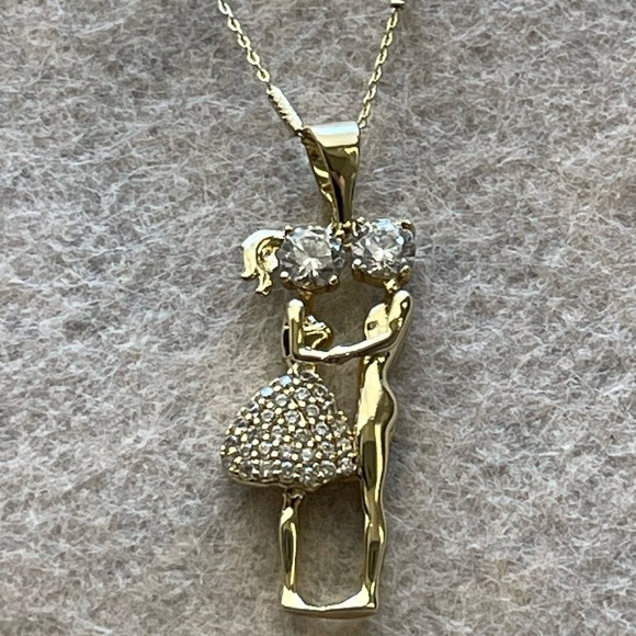 Elegant Gold Plated Couple Pendant Necklace - Picture 2 of 4